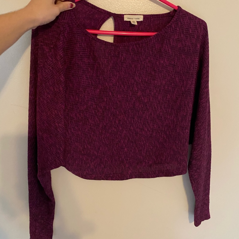 Magenta long sleeve crop top